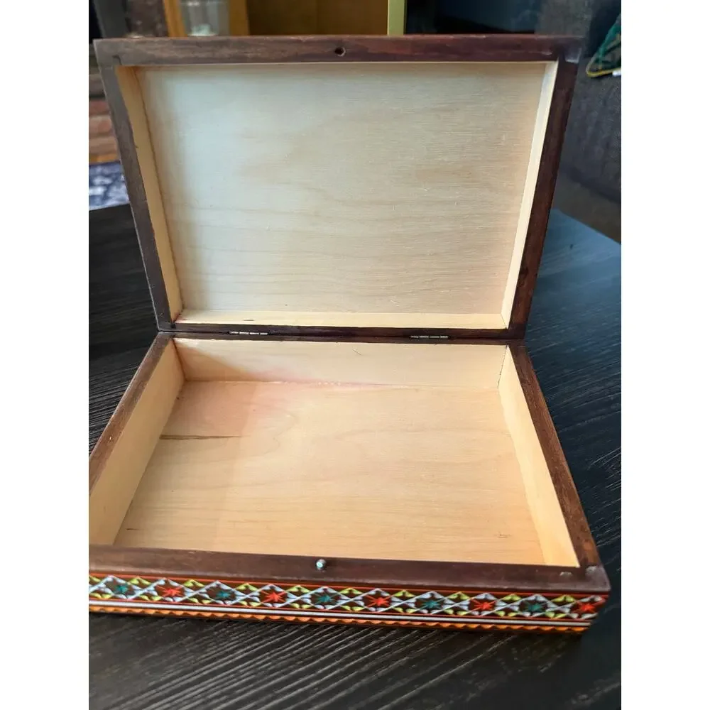 Vintage Ukrainian Hutsul Hand Carved Wooden Jewelry Trinket Box Folk Art